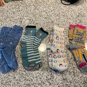 NWOT - set of 4, socks